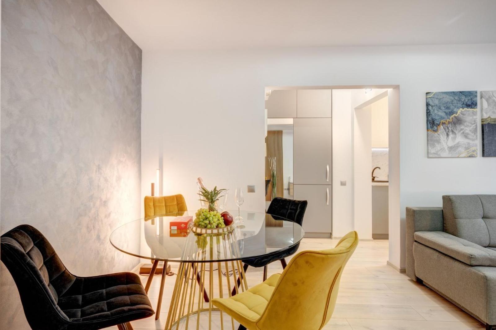 Elegant Old Town Escape Appartement